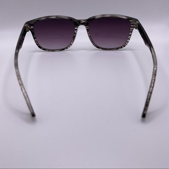 Black and Clear Stripe Sunglasses - Picture 4 of 10